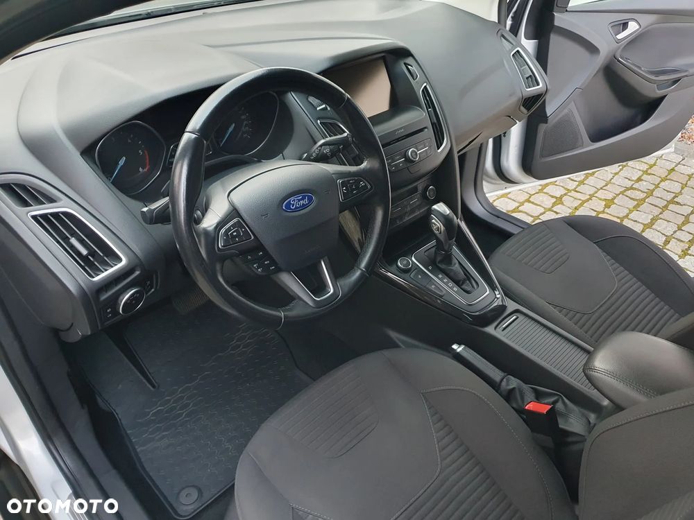 Ford Focus 2.0 TDCi Titanium ASS PowerShift - 6