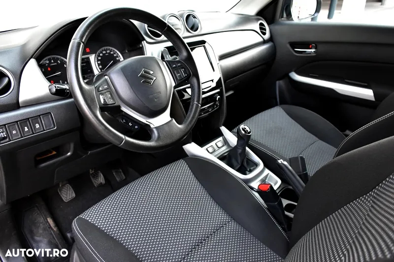 Suzuki Vitara 1.6 Cool - 11