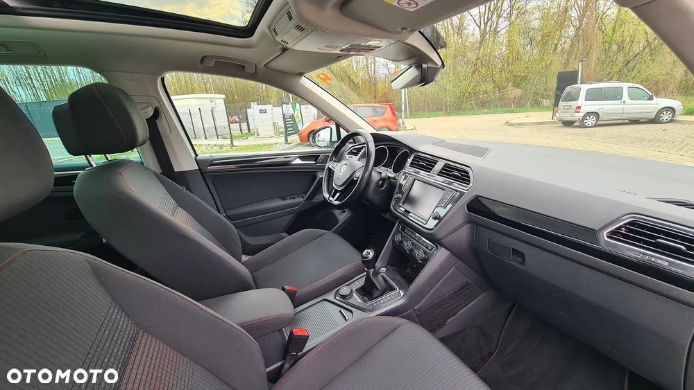 Volkswagen Tiguan 2.0 TSI 4Motion BlueMotion Technology Highline - 8