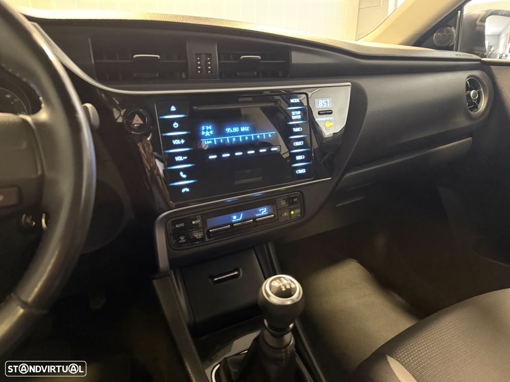 Toyota Auris 1.4 D-4D ACtive+AC - 6