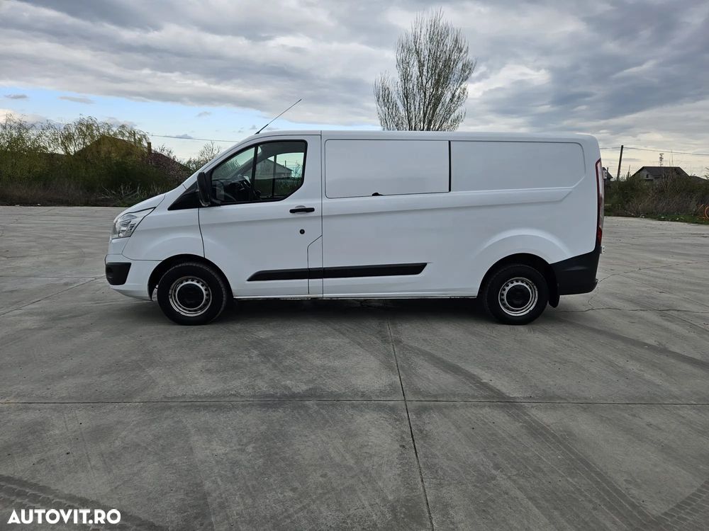 Ford TRANSIT CUSTOM - 2
