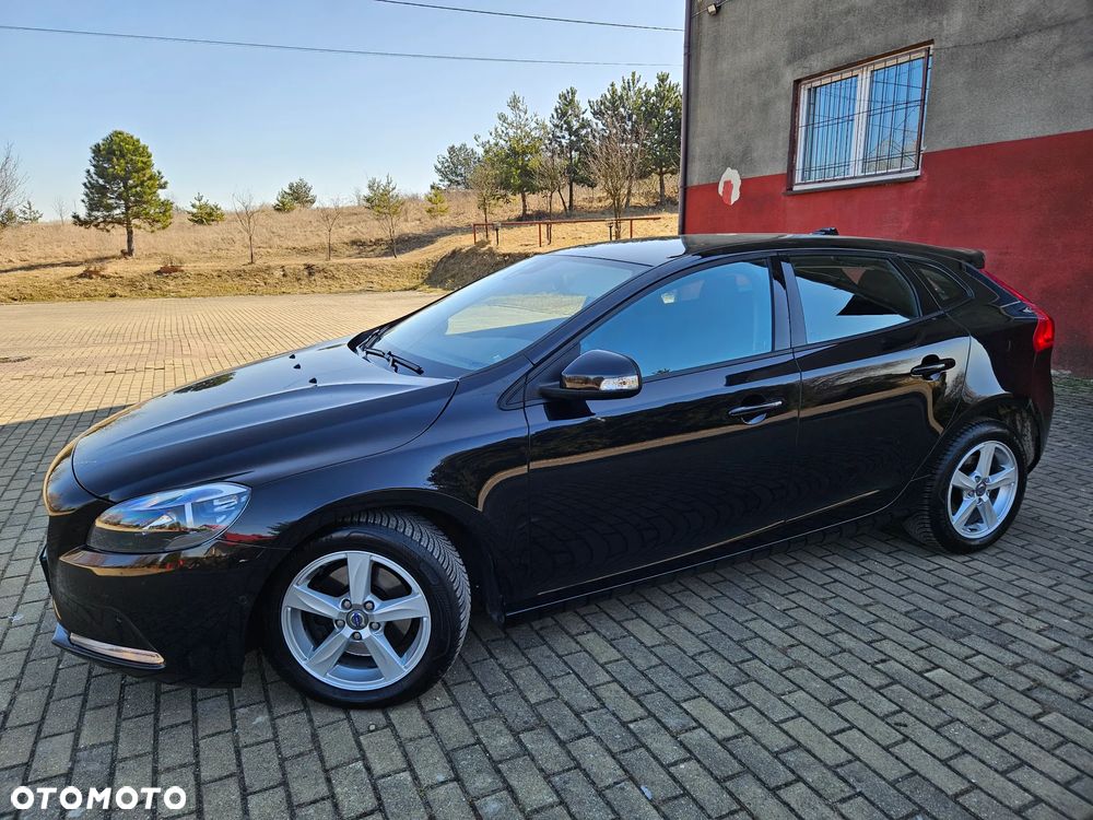 Volvo V40 T4 Kinetic - 2