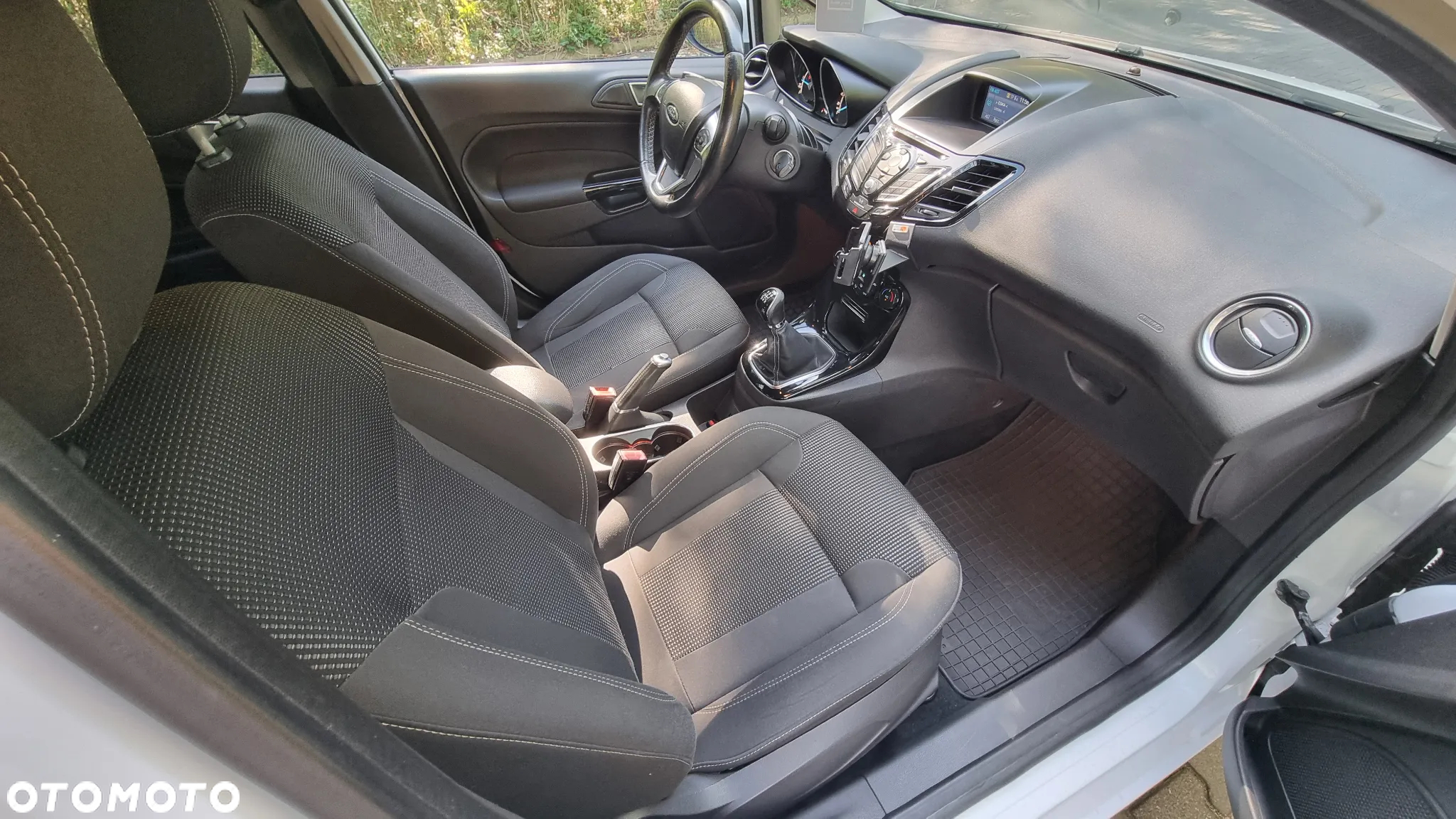 Ford Fiesta 1.5 TDCi Titanium - 13