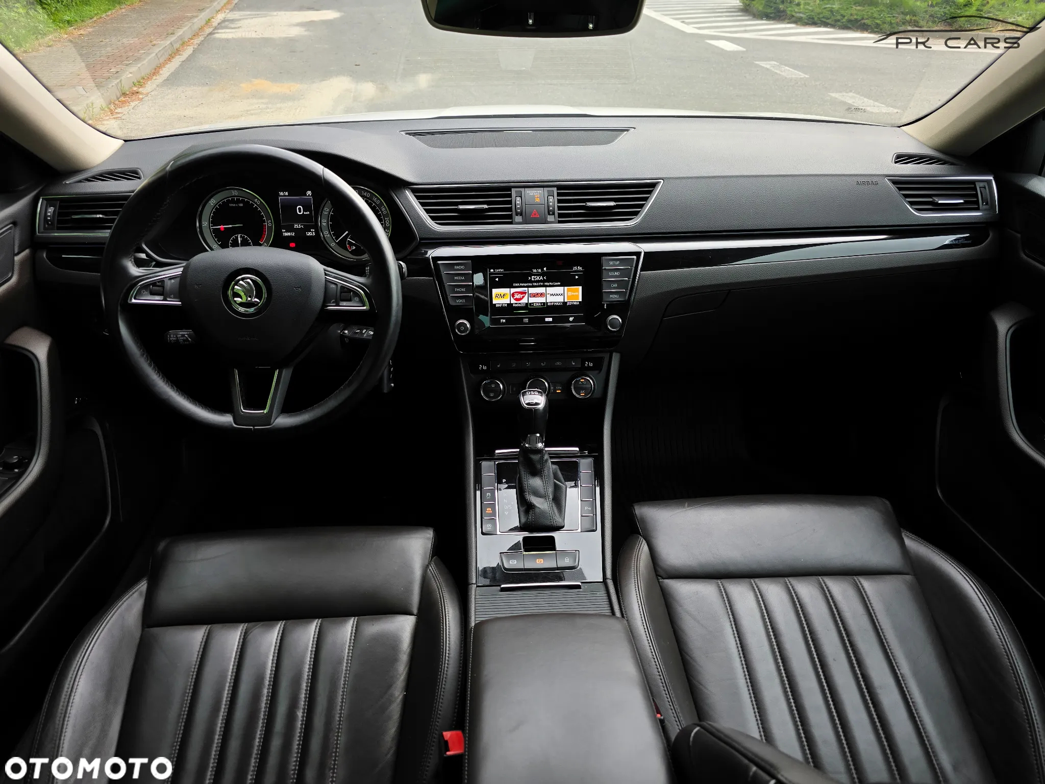 Skoda Superb Combi 2.0 TDI 4x4 DSG L&K - 21