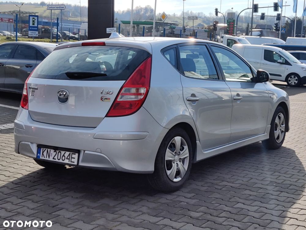 Hyundai i30 1.4 Premium - 4