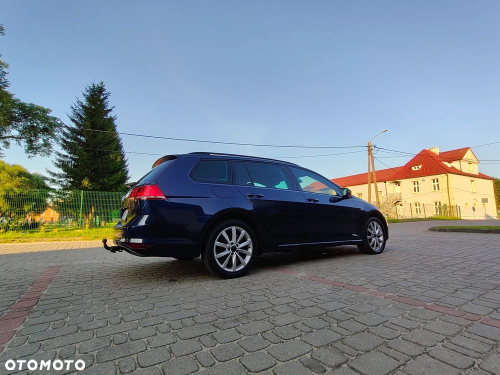 Volkswagen Golf - 29