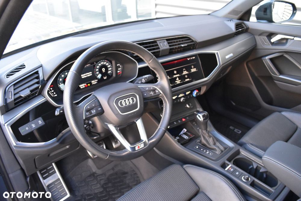 Audi Q3 35 TFSI Advanced S tronic - 9