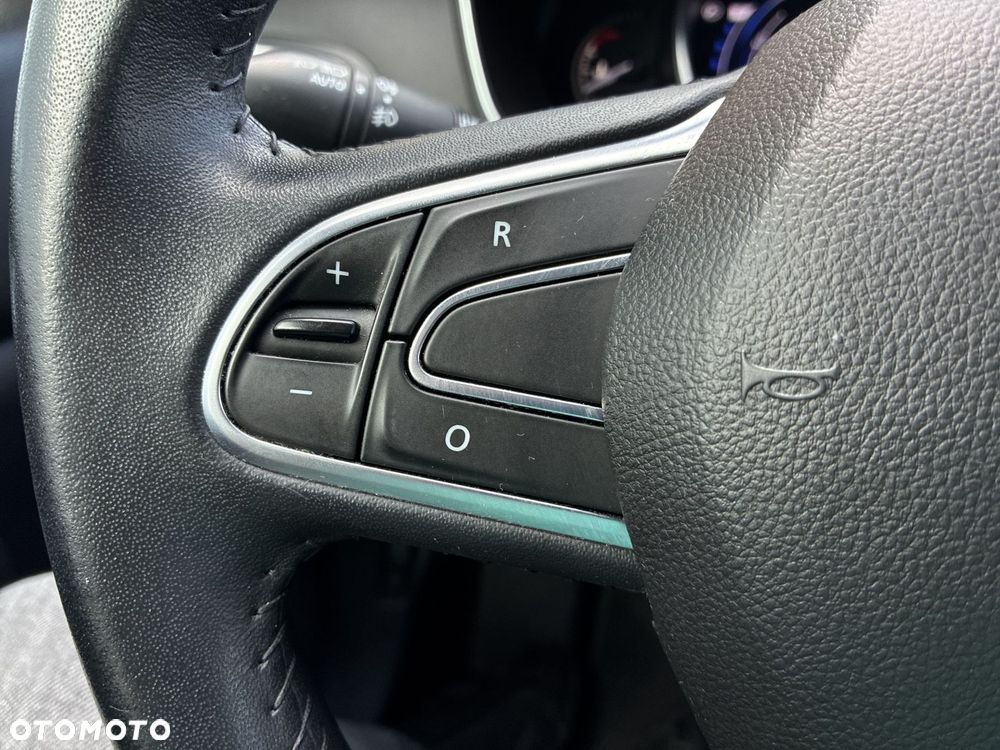 Renault Megane 1.5 Blue dCi Intens EDC - 28