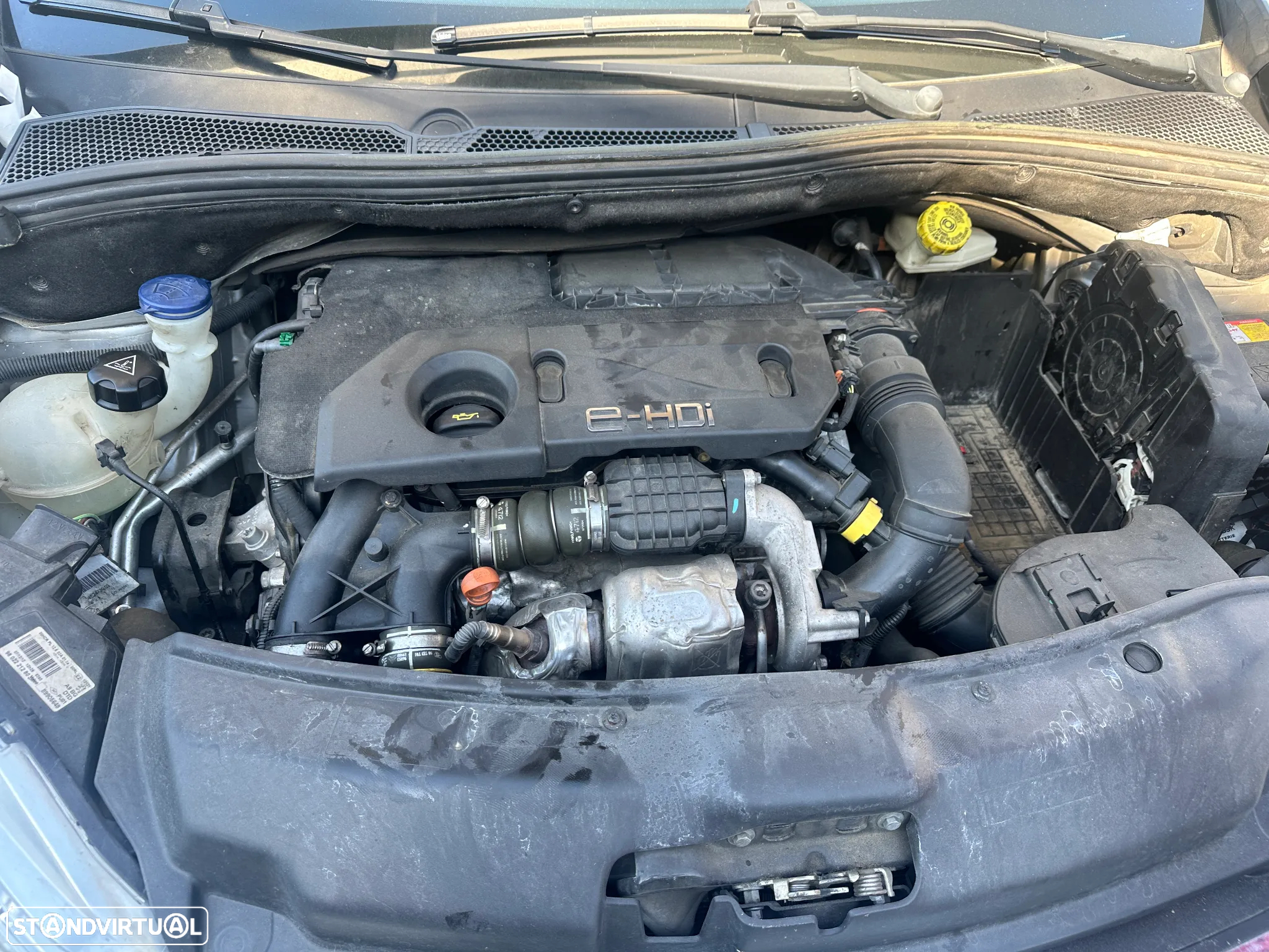 PEUGEOT 208 1.6 EHDI DE 2015 - 5