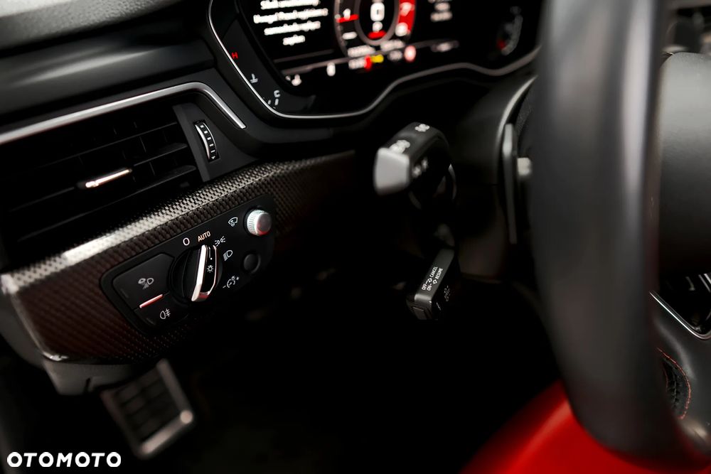 Audi S4 Limousine - 24