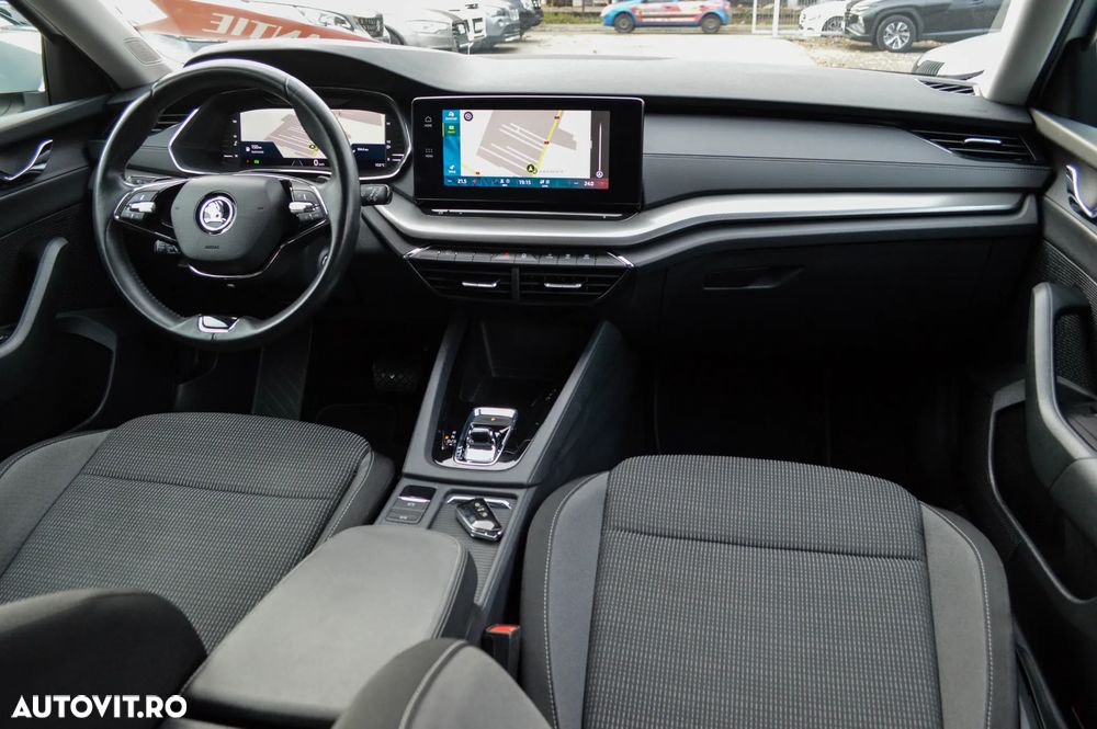 Skoda Octavia Combi 2.0 TDI DSG Tour - 5