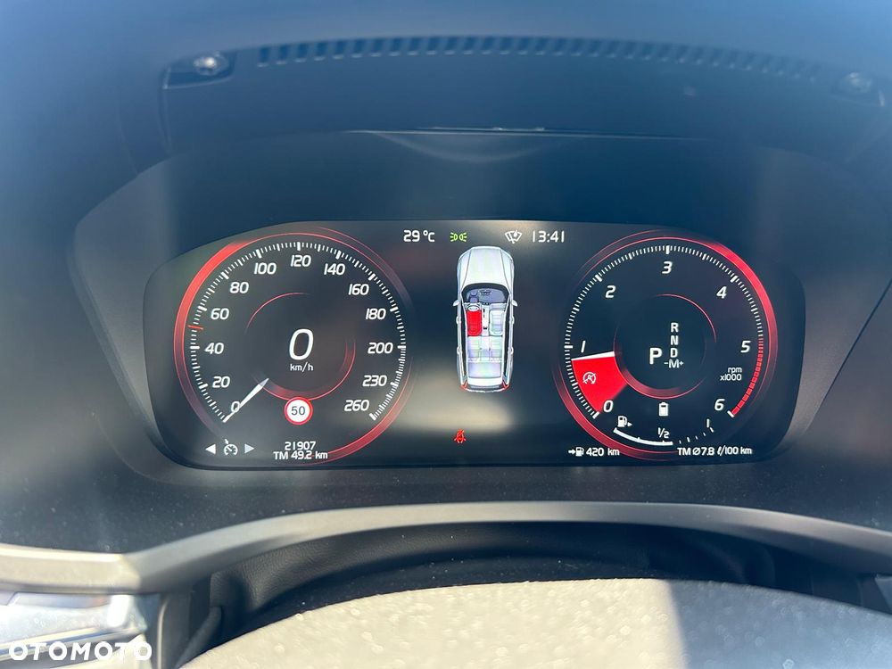 Volvo V60 B4 D Plus Dark - 32