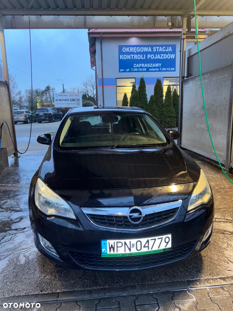 Opel Astra IV 1.4 T Cosmo - 1