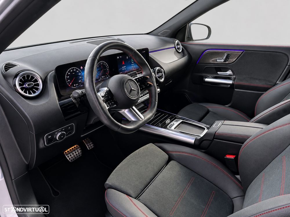Mercedes-Benz GLA 250 e 8G-DCT AMG Line - 14