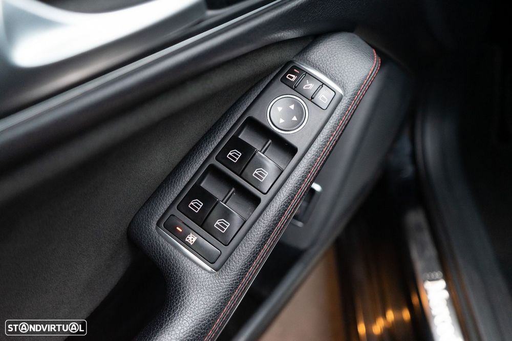 Mercedes-Benz CLA 220 d Shooting Brake AMG Line Aut. - 23