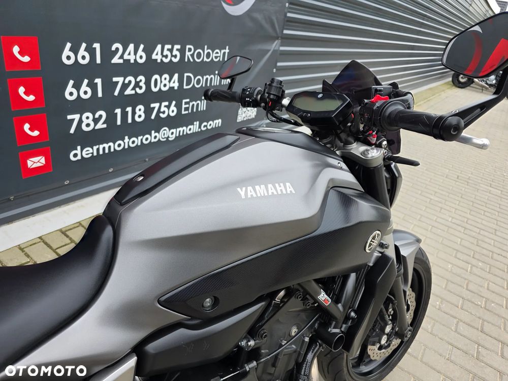 Yamaha MT - 24