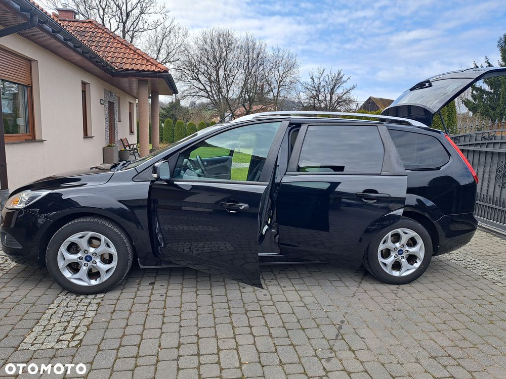 Ford Focus 1.6 16V Ambiente - 29