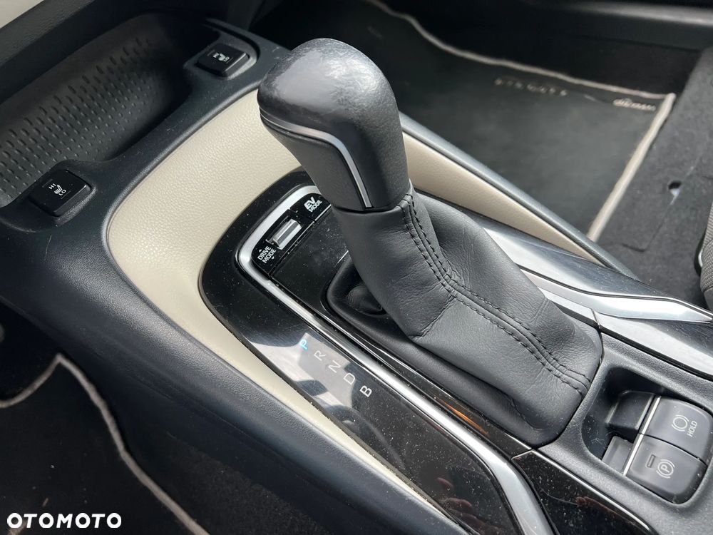 Toyota Corolla 1.8 Hybrid Comfort - 14