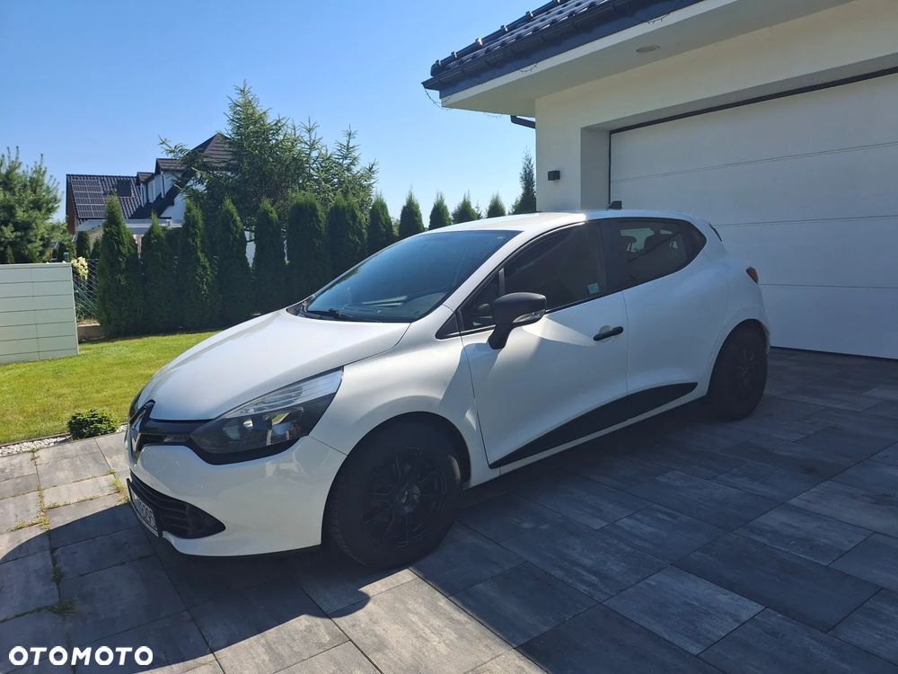 Renault Clio 1.5 dCi Energy Business EU6 - 10
