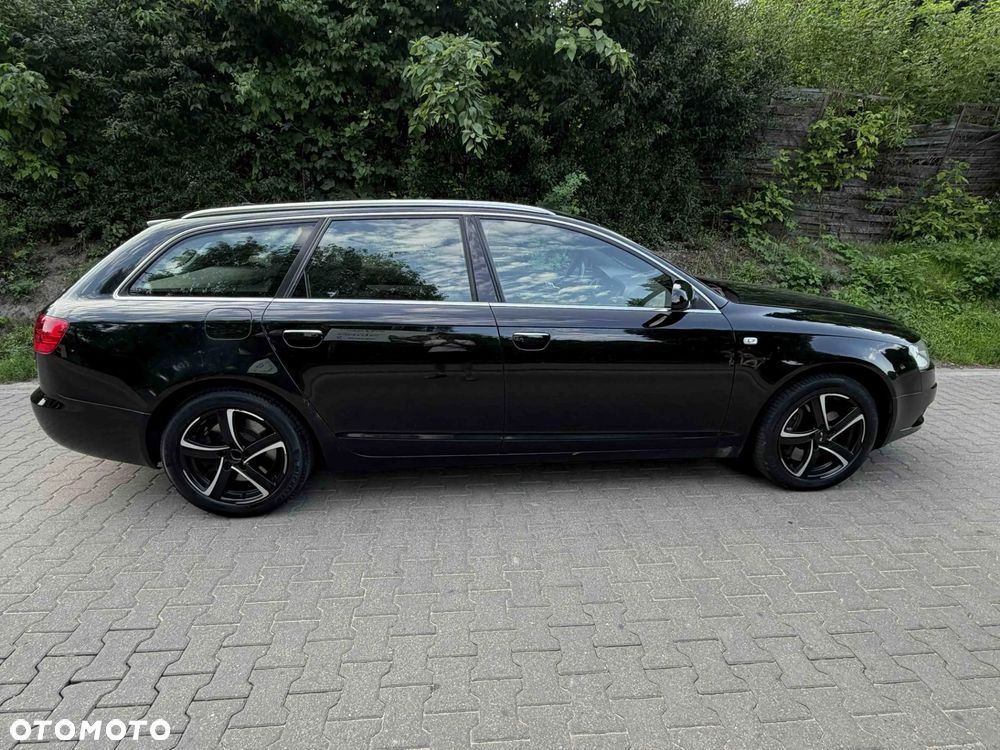 Audi A6 Avant - 16