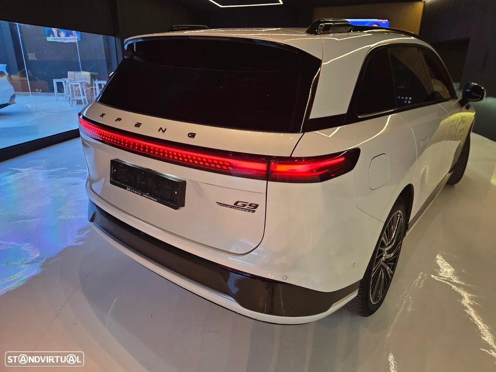 Xpeng G9 98 kWh AWD Performance + Pack Premium - 25