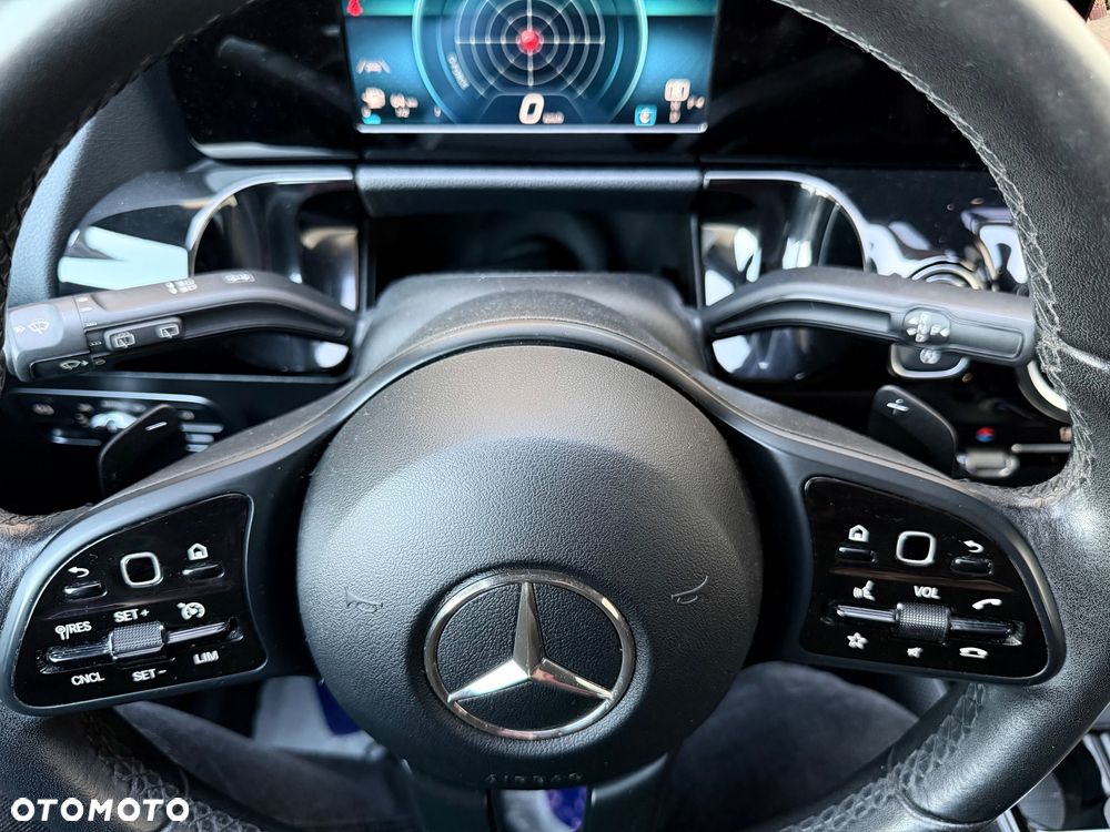 Mercedes-Benz Klasa B 180 7G-DCT Progressive - 37