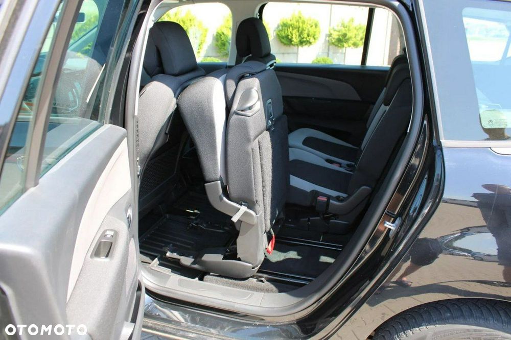 Citroën C4 Picasso e-HDi 115 Attraction - 23