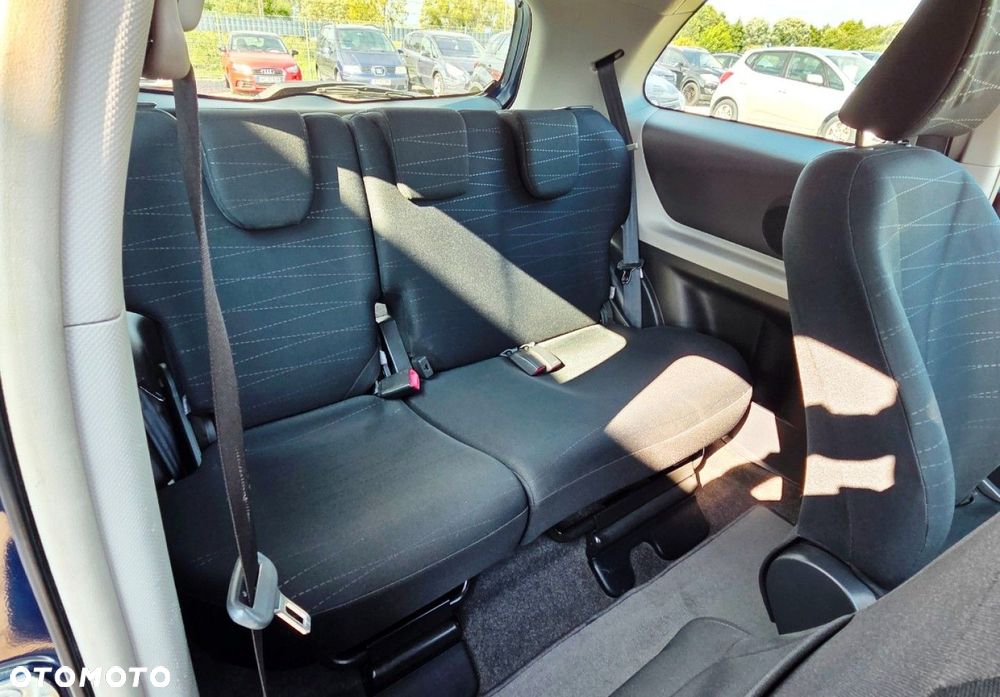 Toyota Yaris - 14