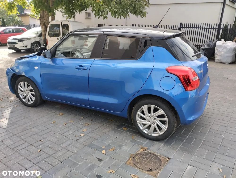Suzuki Swift - 1