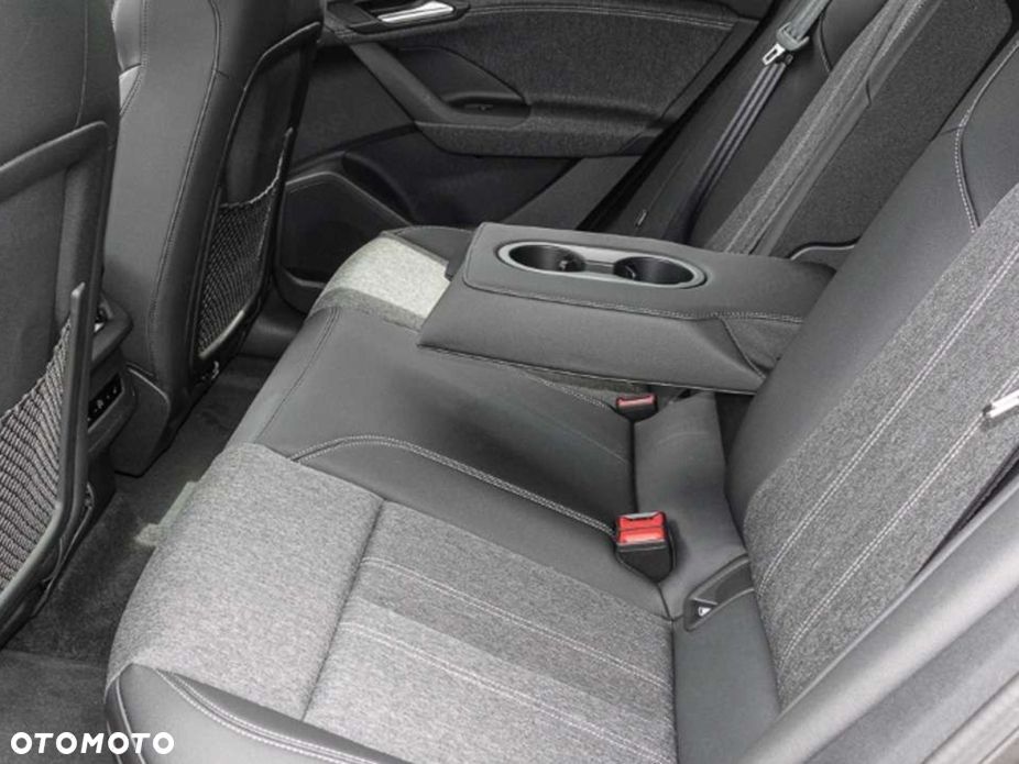 Audi Q6 e-tron - 17