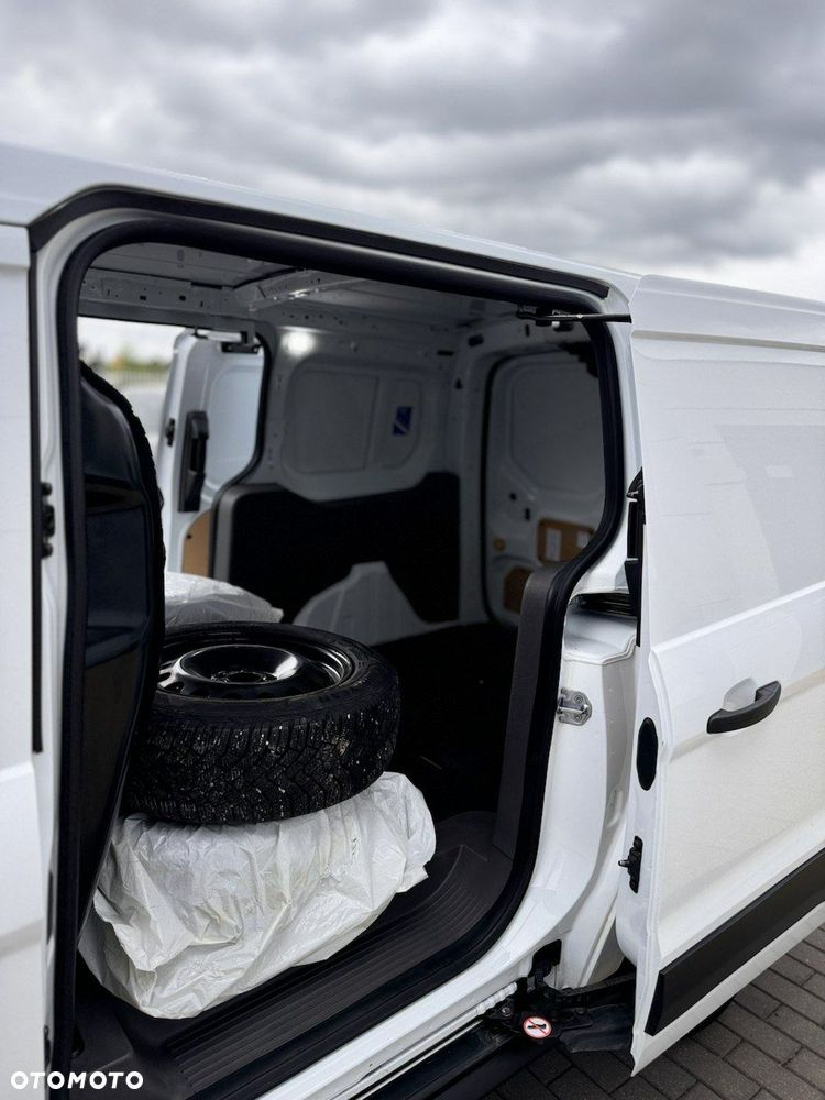 Ford Transit Connect - 11