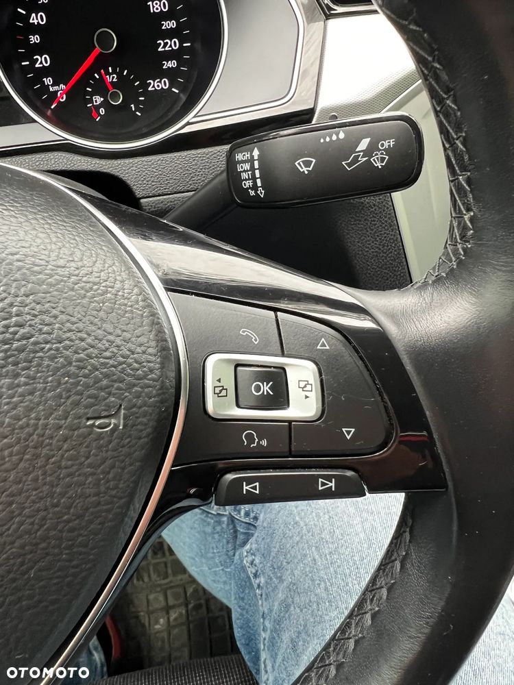 Volkswagen Passat 2.0 TDI BMT Comfortline - 21