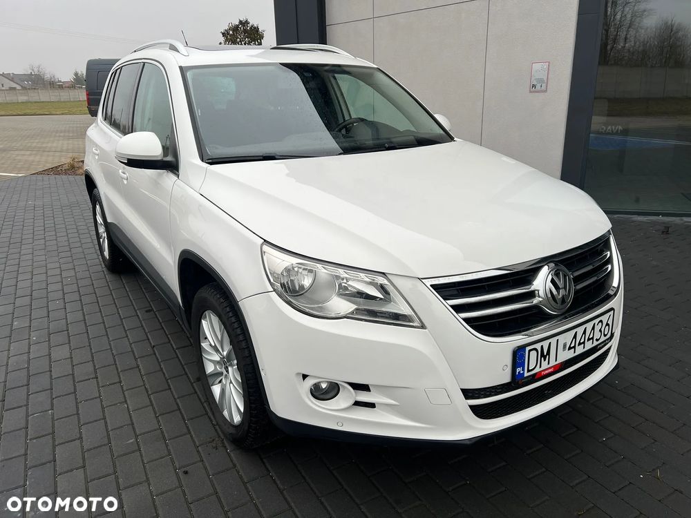 Volkswagen Tiguan - 2