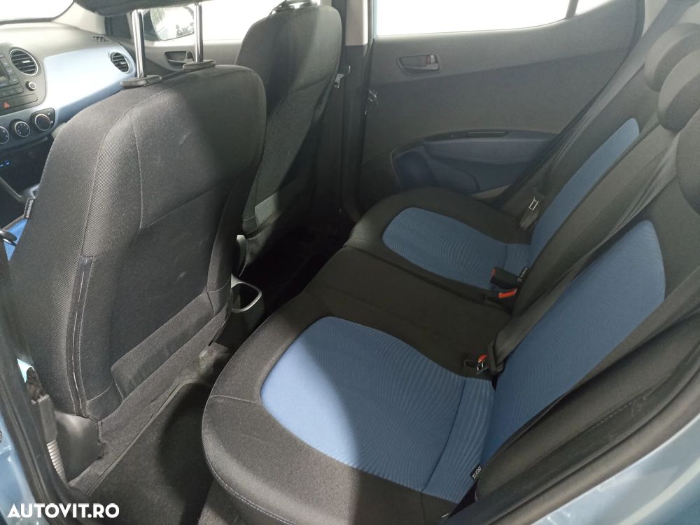 Hyundai i10 - 12