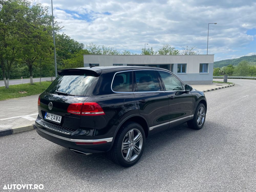 Volkswagen Touareg 3.0 V6 TDI BMT - 9