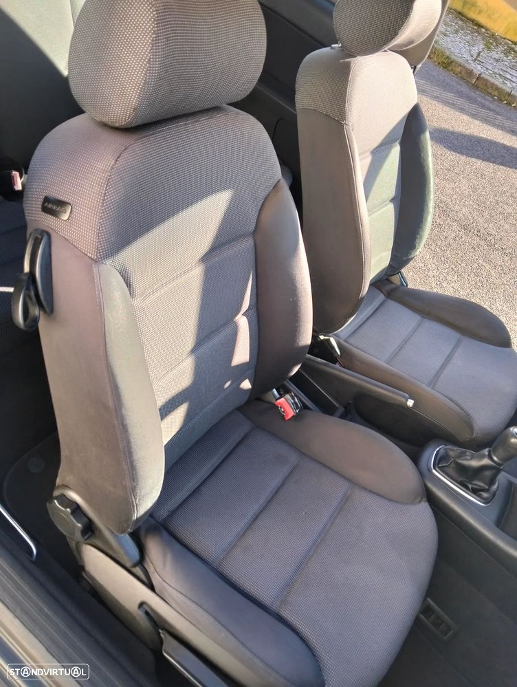 Audi A3 1.6 FSI Sport - 8