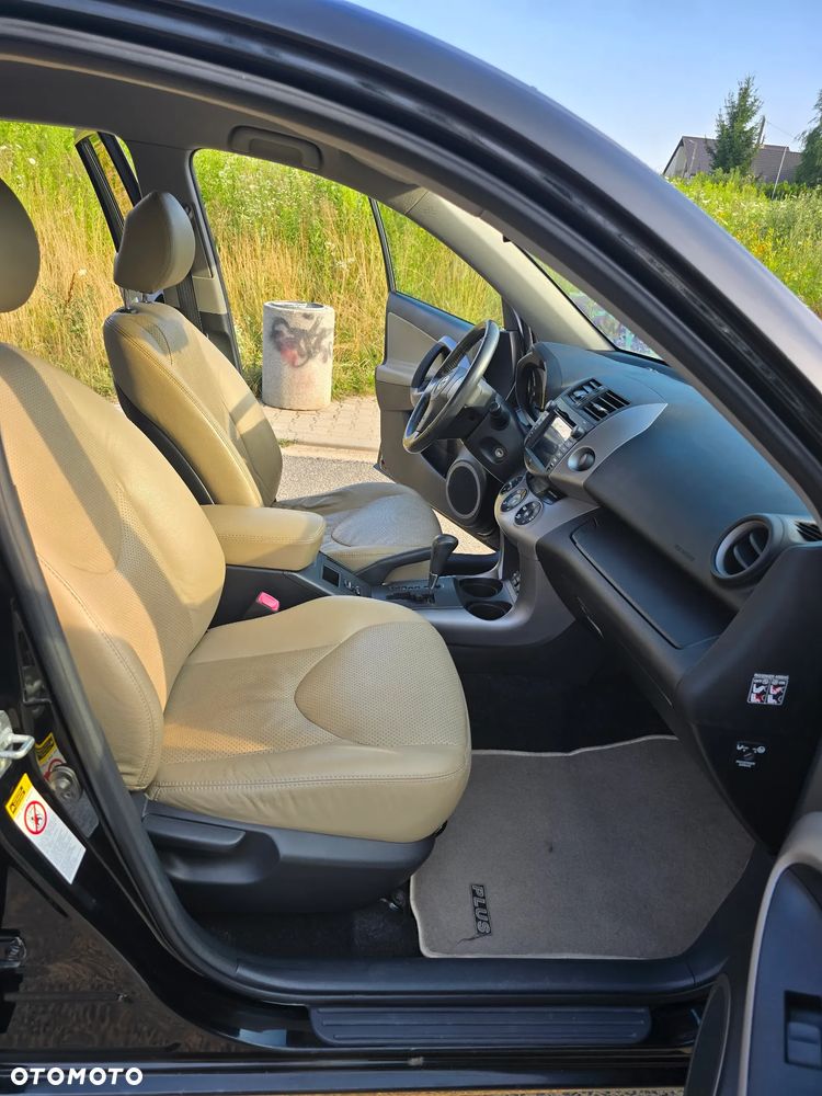 Toyota RAV4 2.0 VVT-i Prestige - 9