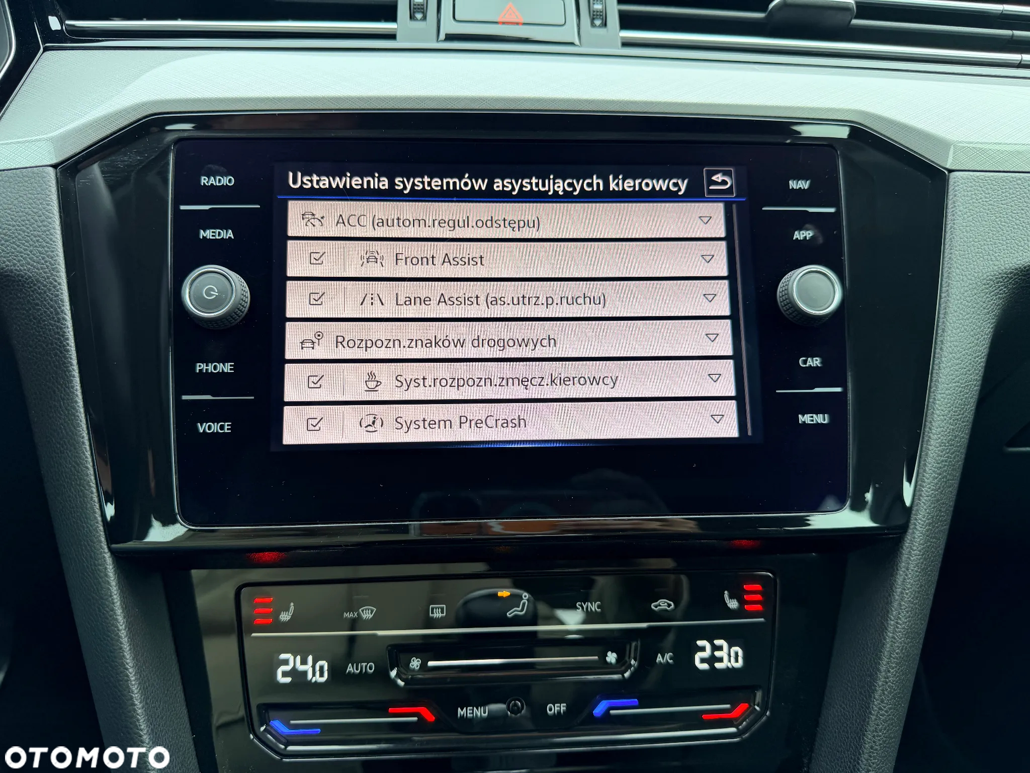 Volkswagen Passat 2.0 TDI EVO Business - 31
