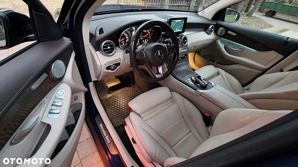 Mercedes-Benz GLC - 8