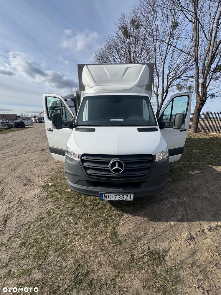 Mercedes-Benz Sprinter - 4