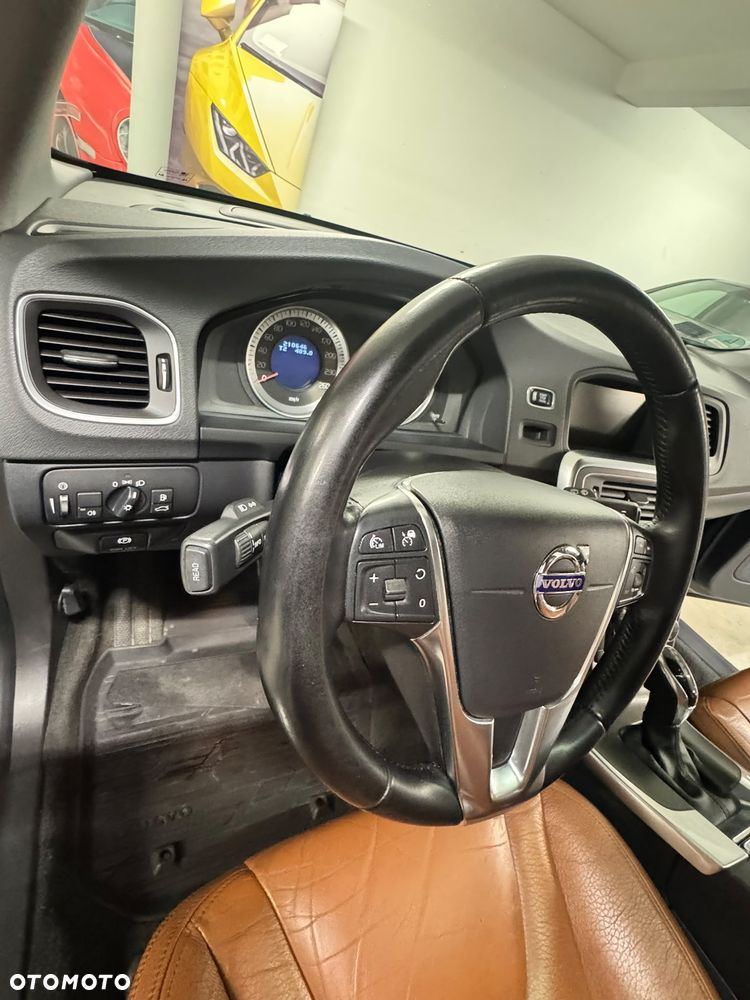 Volvo V60 - 15