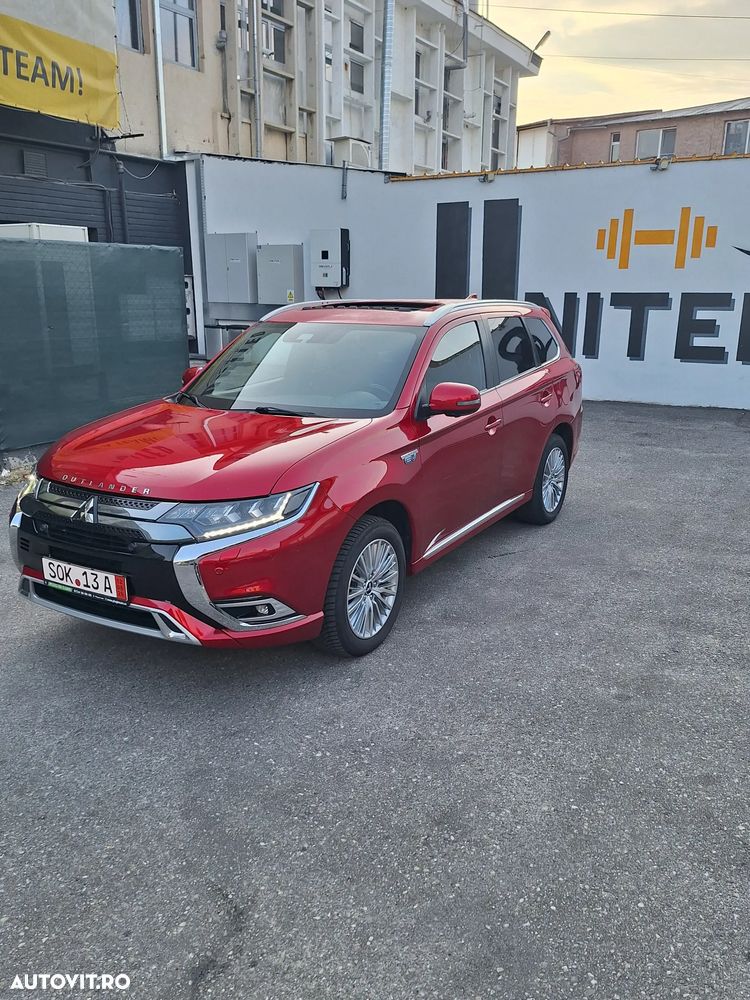 Mitsubishi Outlander 2.4 4WD - 1