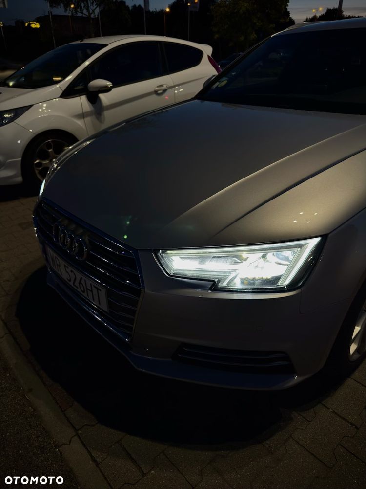 Audi A4 - 12