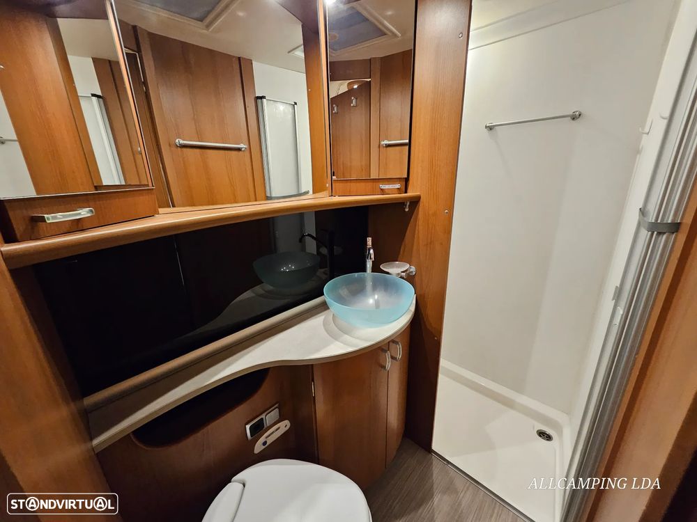 Pilote Explorateur 703FP CAIXA AUTOMÁTICA CAMA BASCULANTE/ CAMA FRANCESA - 37