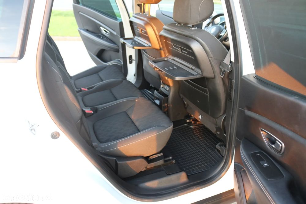 Renault Grand Scenic - 23