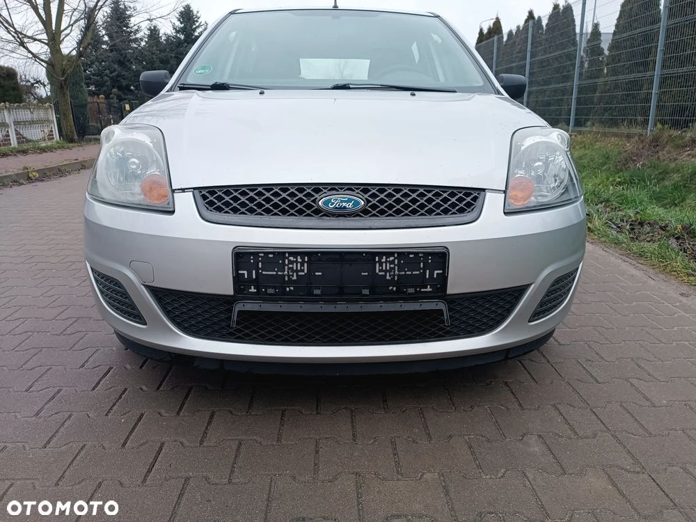 Ford Fiesta 1.4 Connection - 11