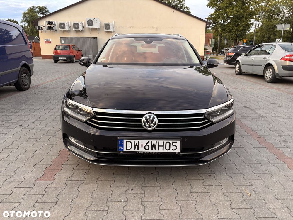 Volkswagen Passat Variant - 1