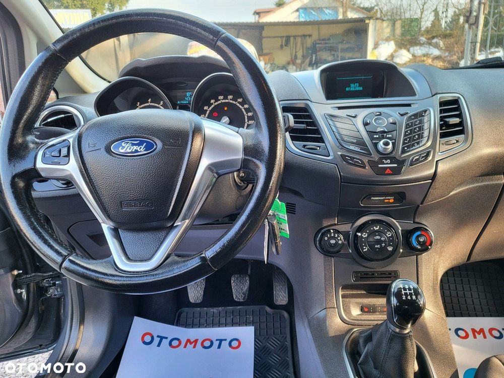 Ford Fiesta - 17