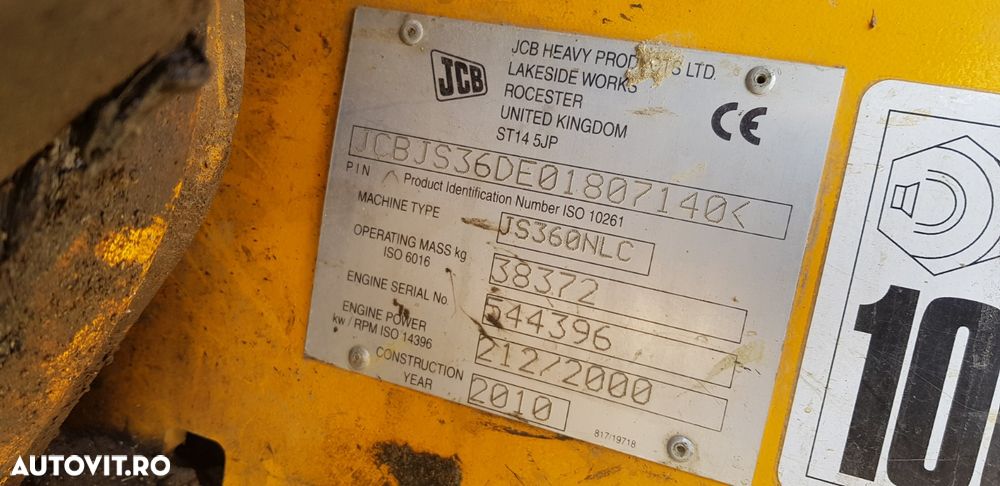 JCB JS360 - 2