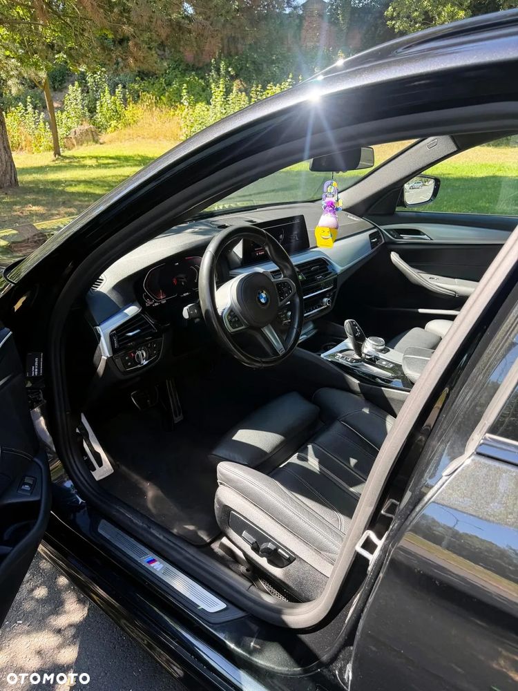 BMW Seria 5 520d MHEV M Sport sport - 26